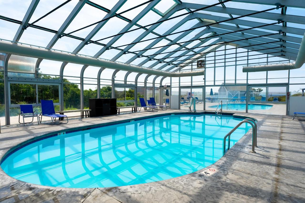 | Edgewater Beach Resort, a VRI resort