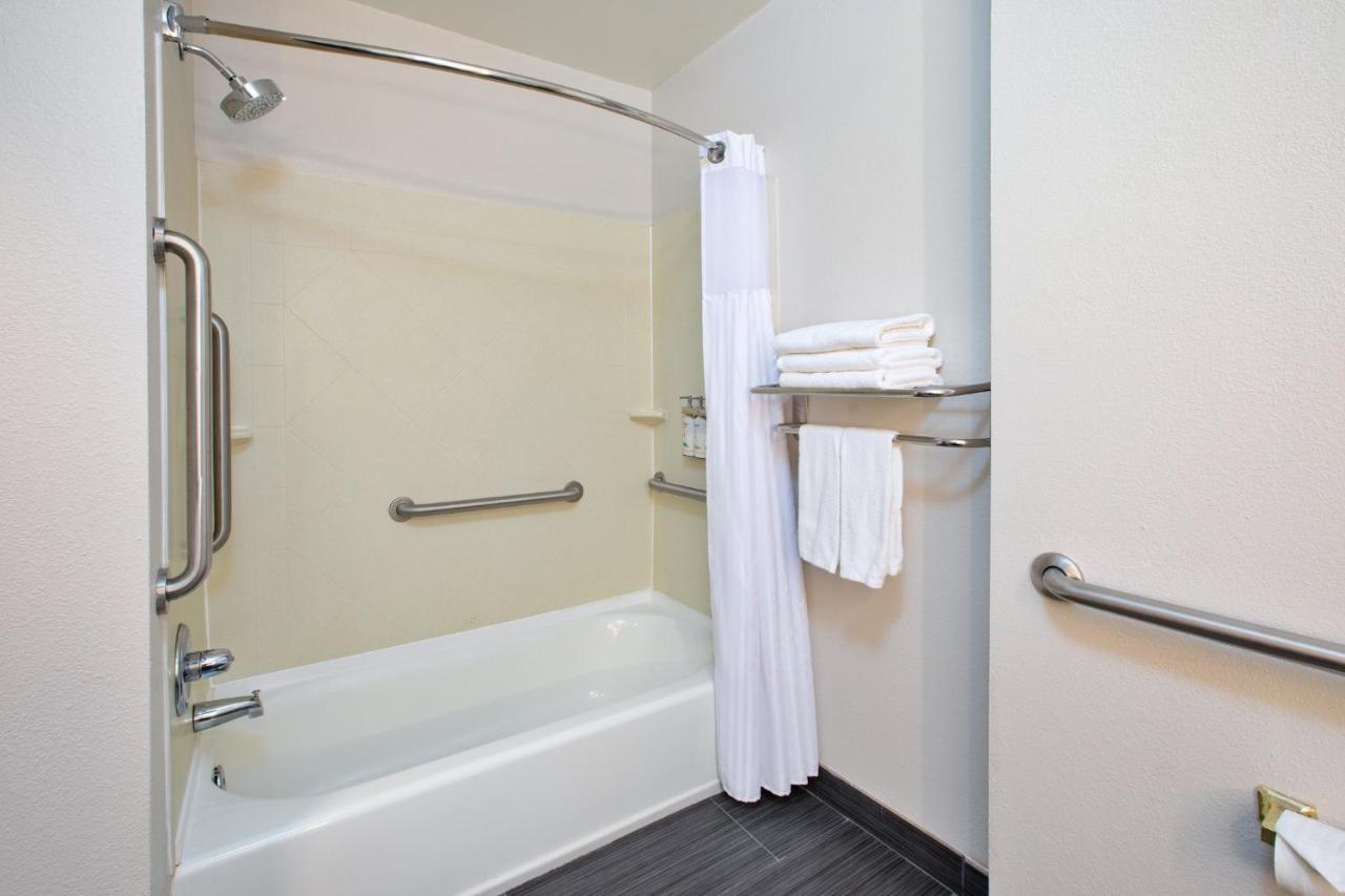 | Holiday Inn Express Hotel & Suites - Sumter, an IHG Hotel