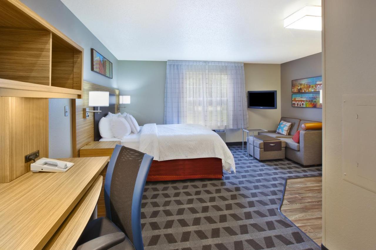 | Towneplace Suites By Marriott Brookfield