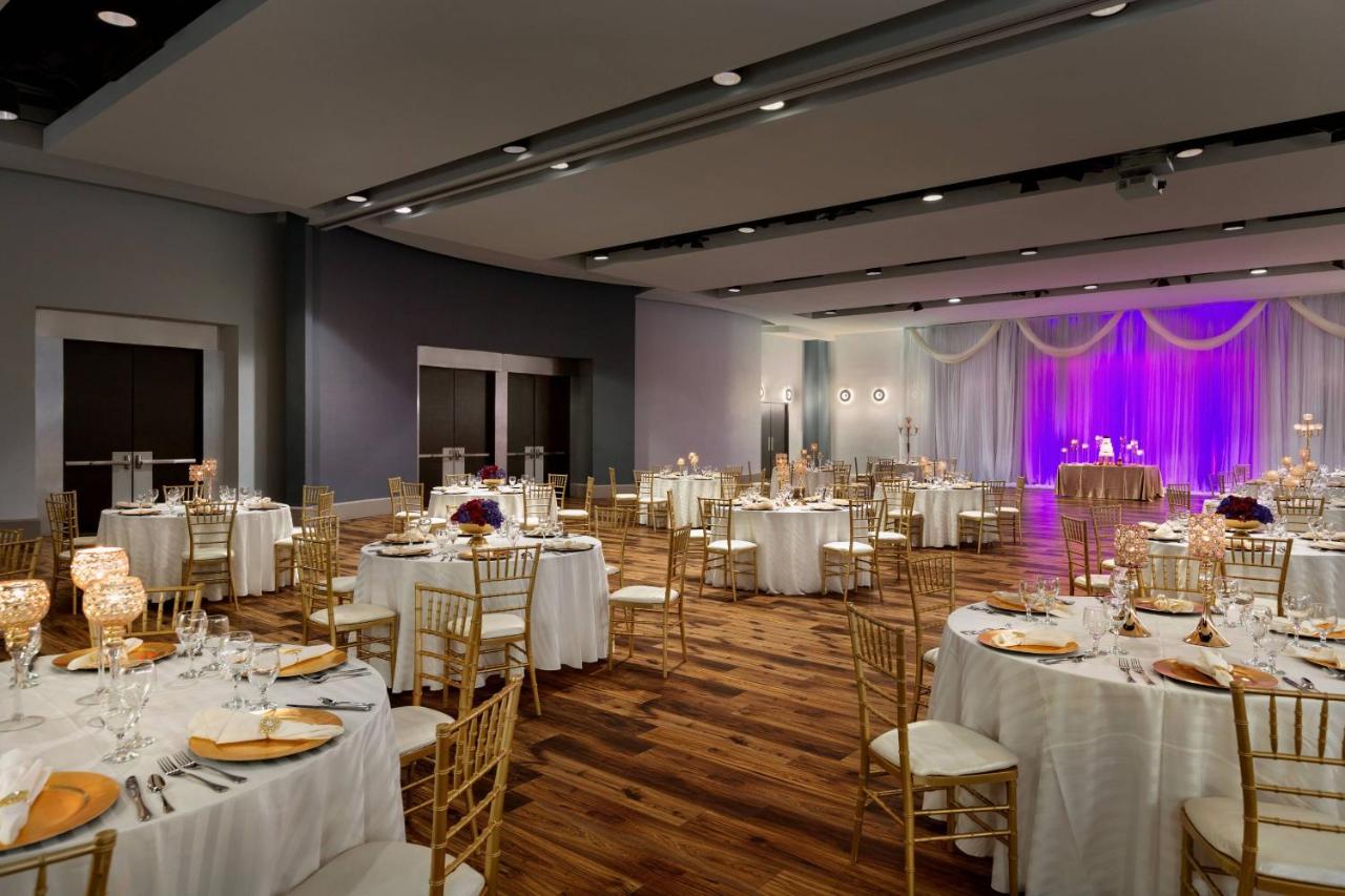 Twelve Midtown, Marriott Autograph Collection