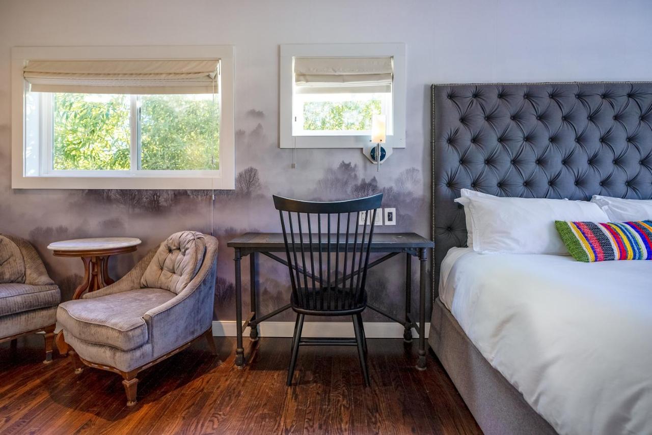 | Brannan Cottage Inn