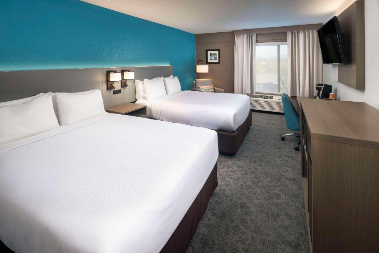 Standard Queen Room with Two Queen Beds - Non Smoking  at Comfort Inn & Suites Dahlonega University Area