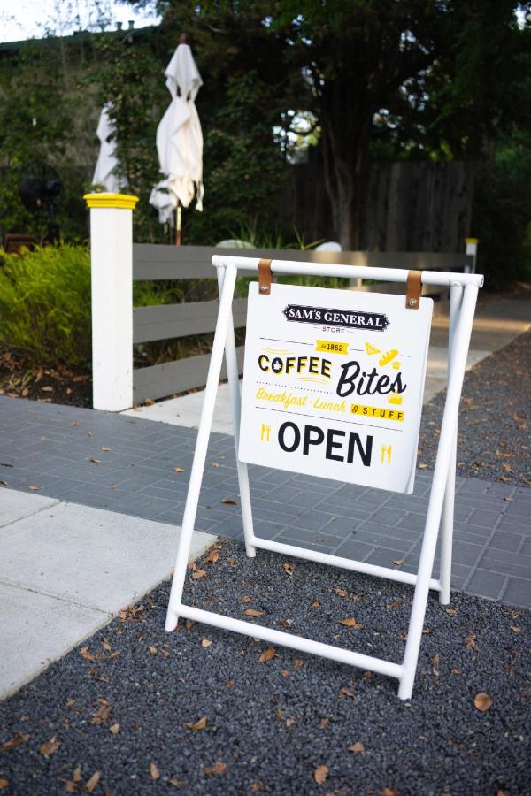 | Brannan Cottage Inn