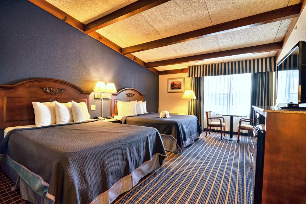 Queen Room with Two Queen Beds - Non-Smoking at Howard Johnson by Wyndham Bangor