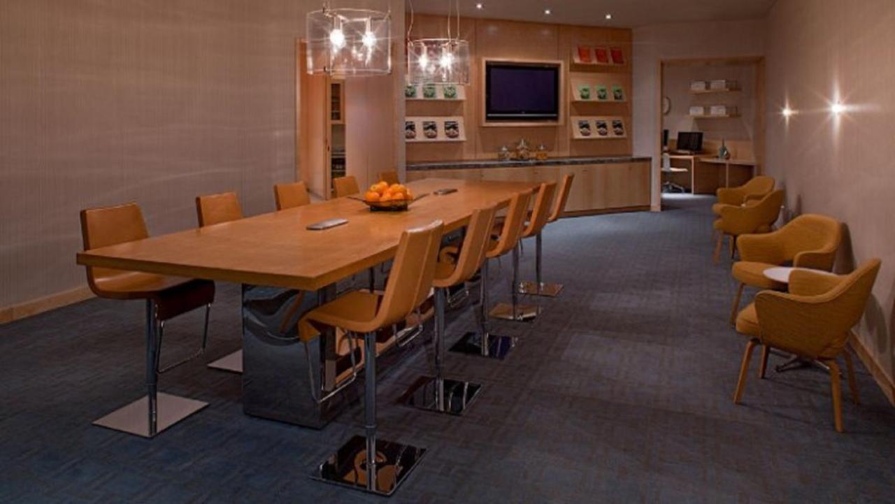 Double Room with Two Double Beds - Regency Club at Hyatt Regency Santa Clara