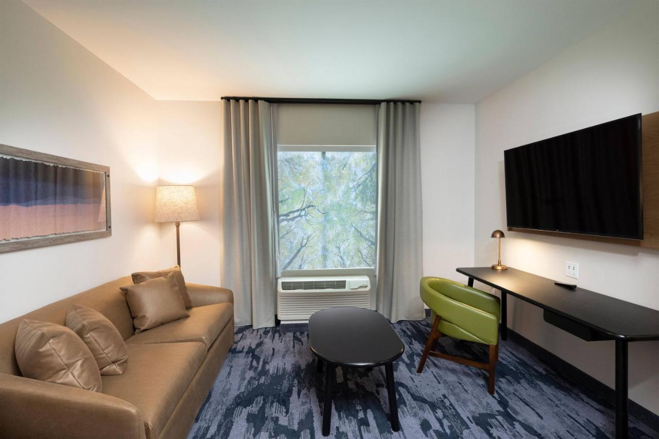 | Fairfield Inn & Suites Arkadelphia