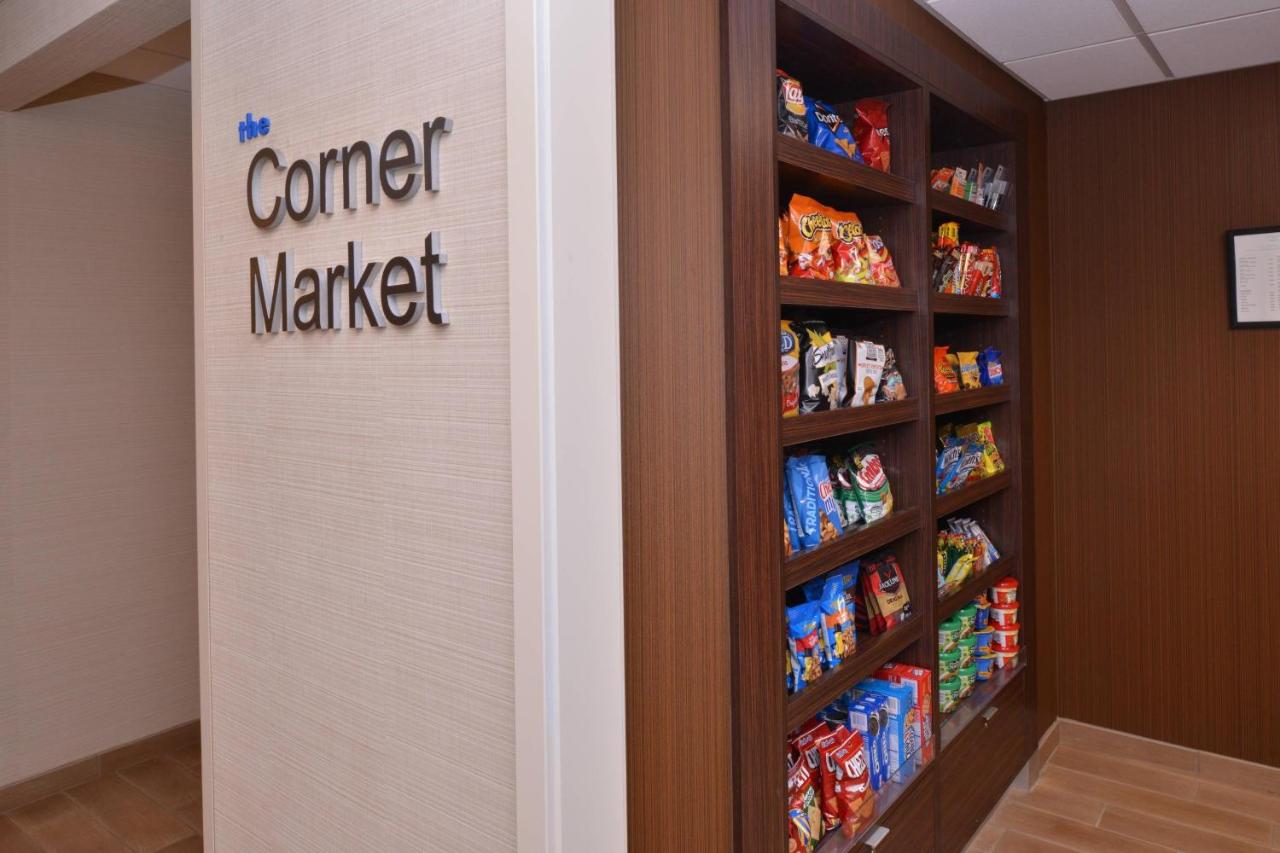 | Fairfield by Marriott Rochester Henrietta/University Area