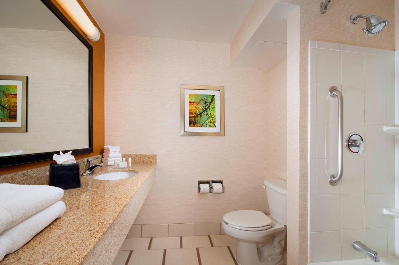 | Fairfield Inn & Suites Germantown Gaithersburg