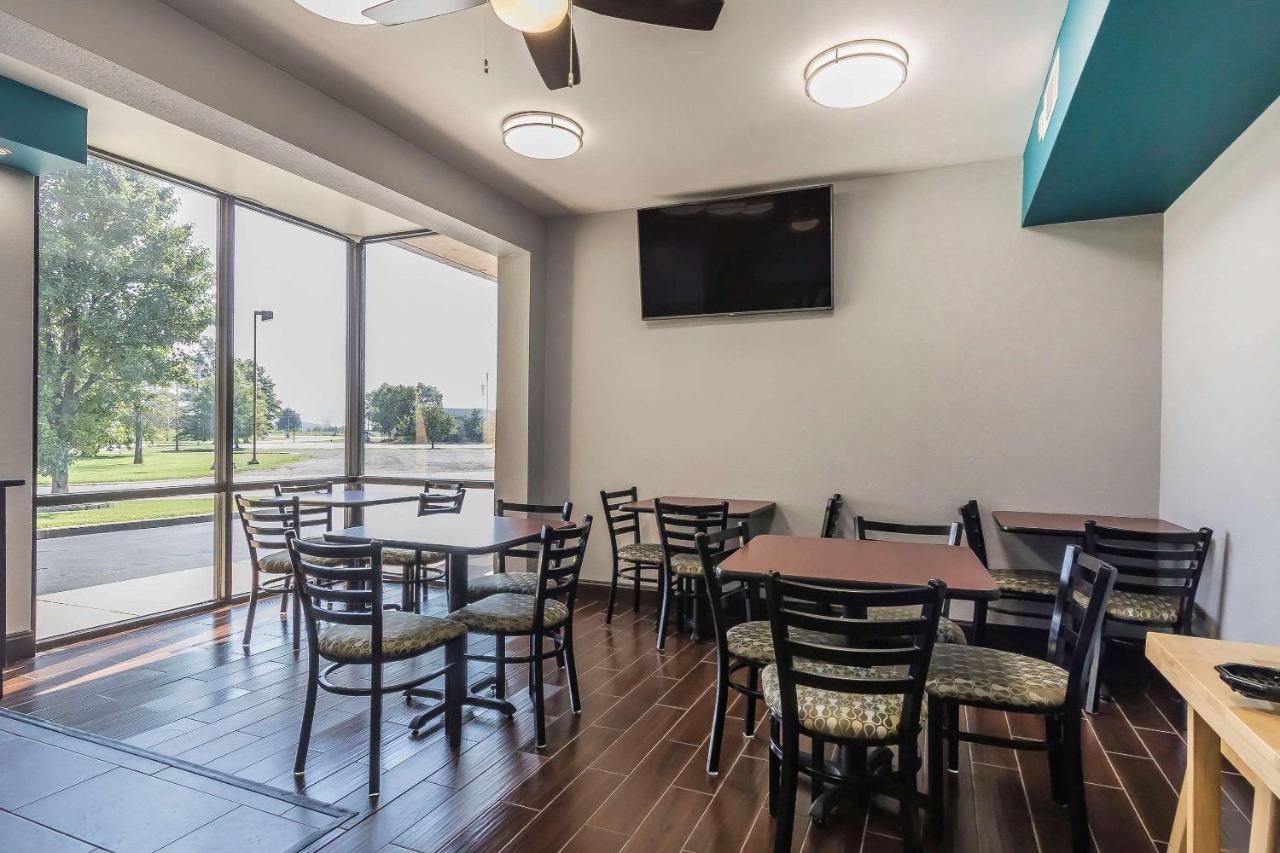 | Quality Inn Charleston I-57