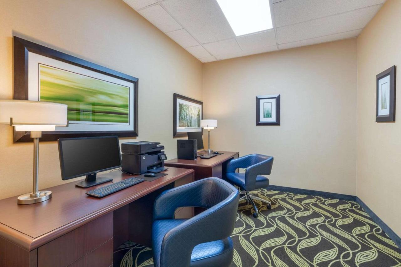  | Best Western Plus North Haven Hotel