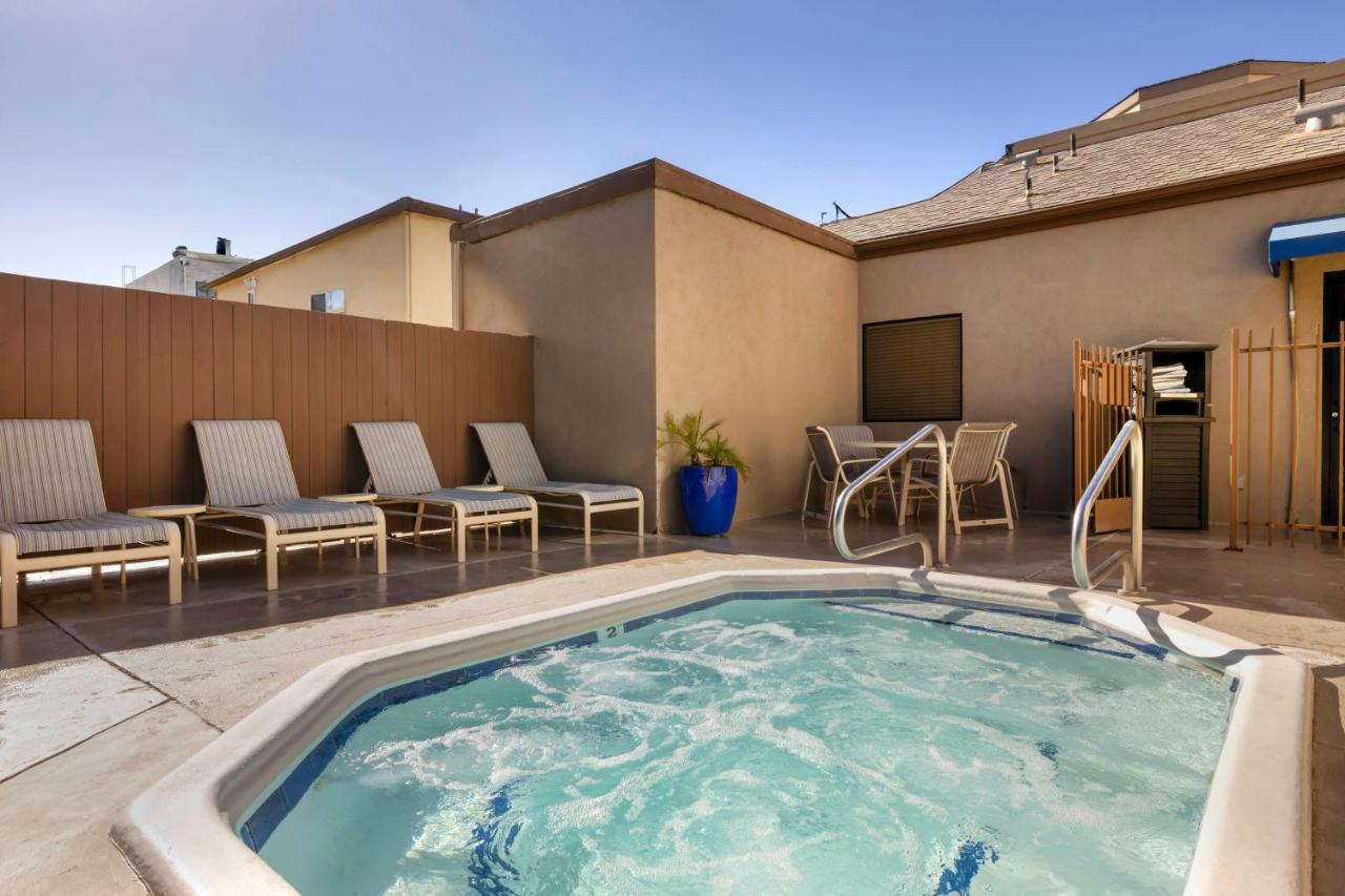  | Best Western Royal Palace Inn & Suites
