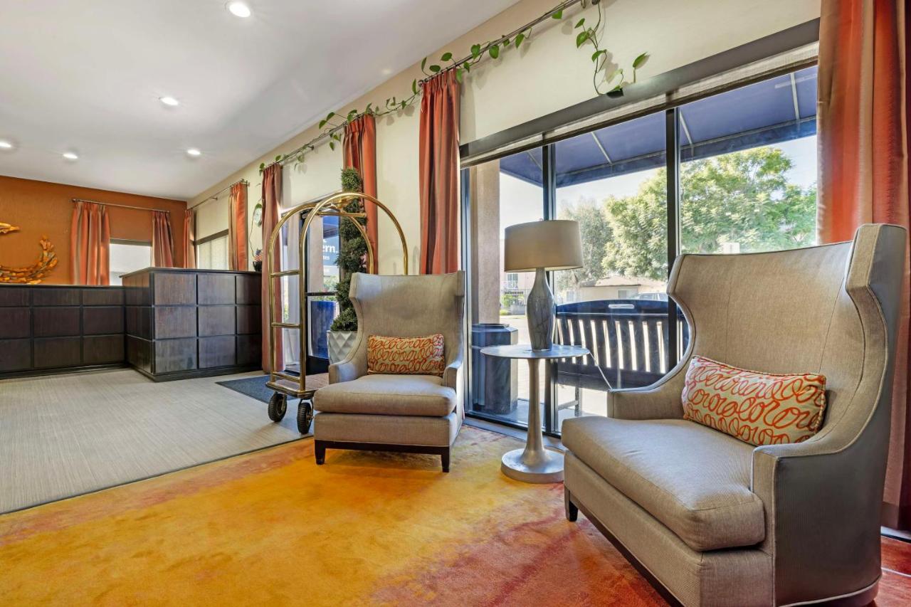  | Best Western Royal Palace Inn & Suites
