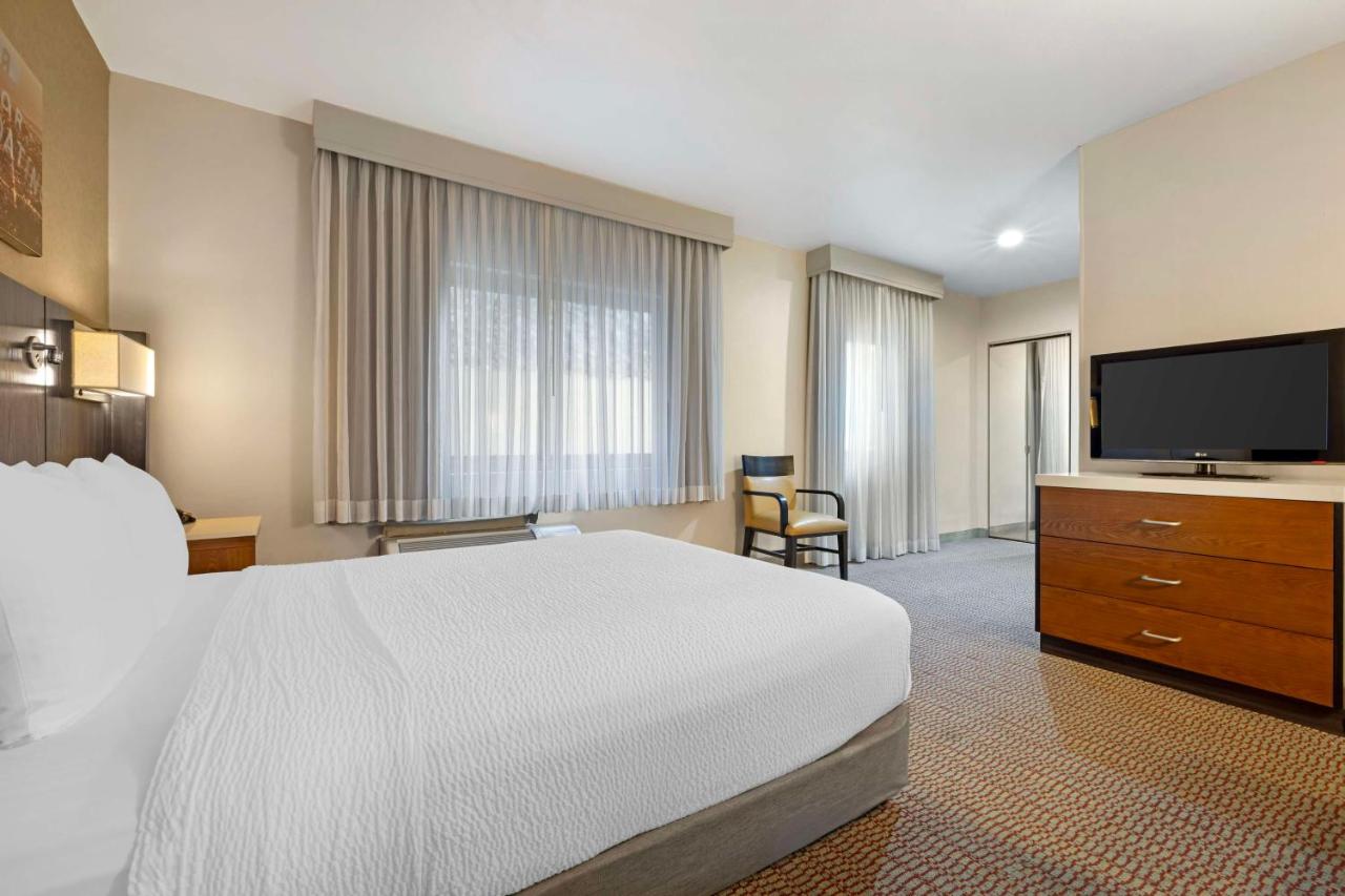 Room #7955254 at Best Western Royal Palace Inn & Suites