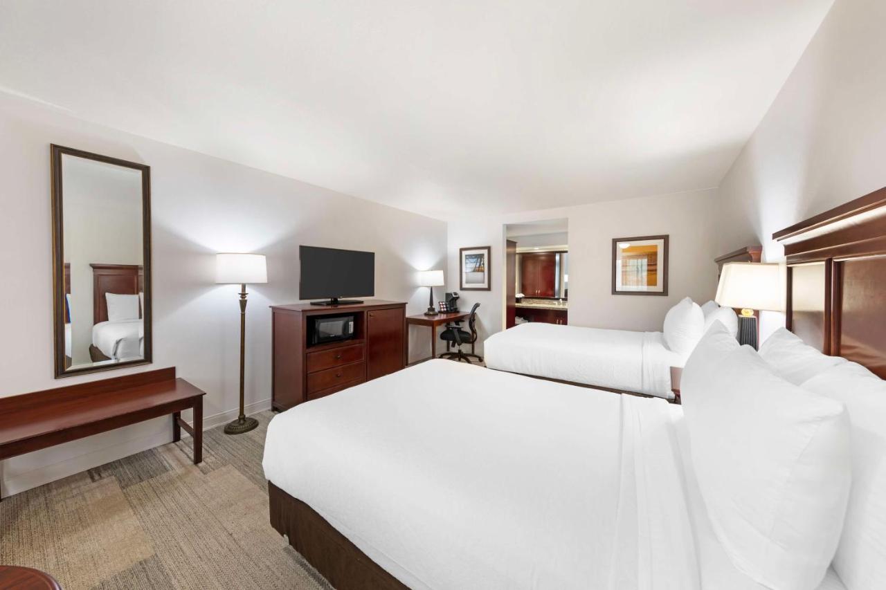  | Best Western Plus Redondo Beach Inn