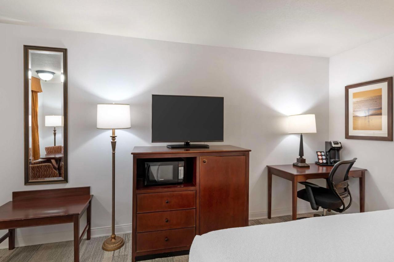  | Best Western Plus Redondo Beach Inn