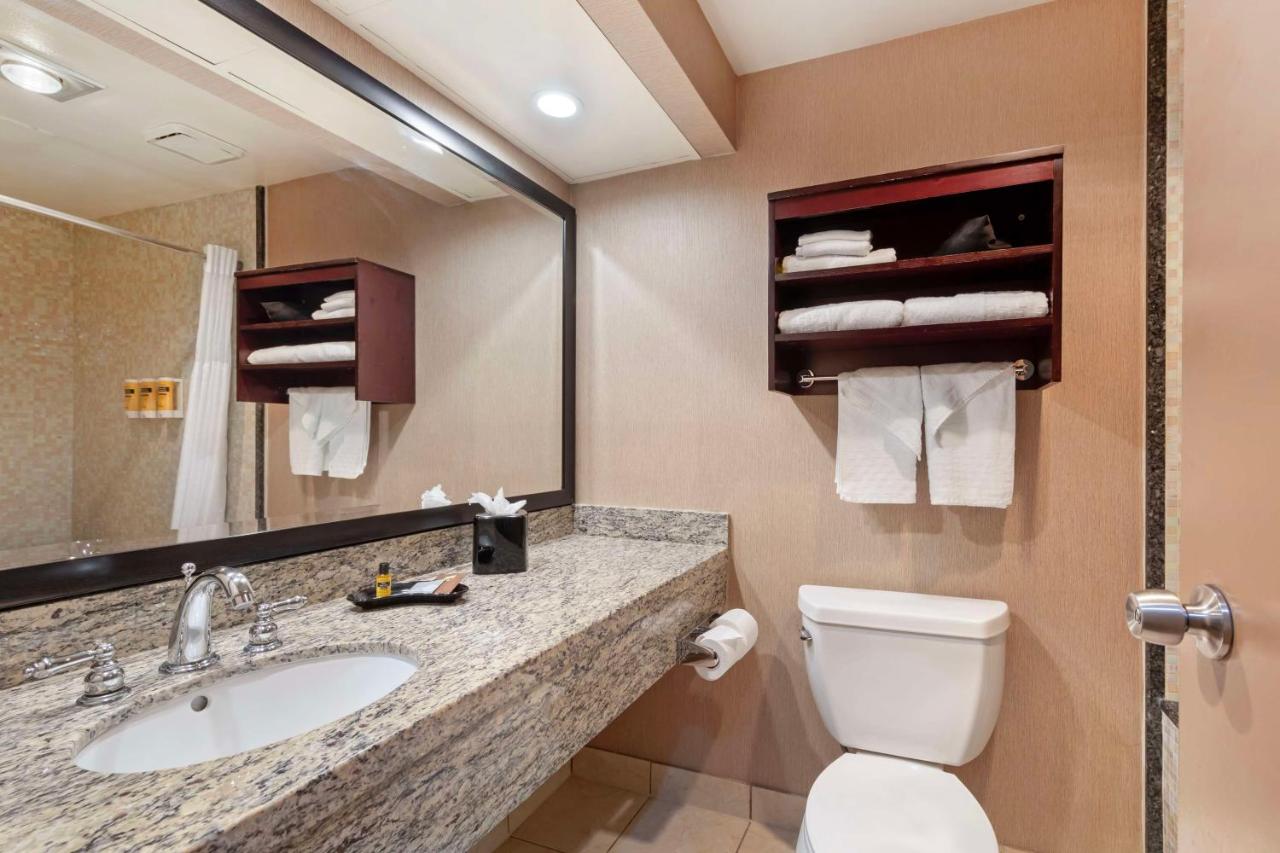  | Best Western Plus Redondo Beach Inn