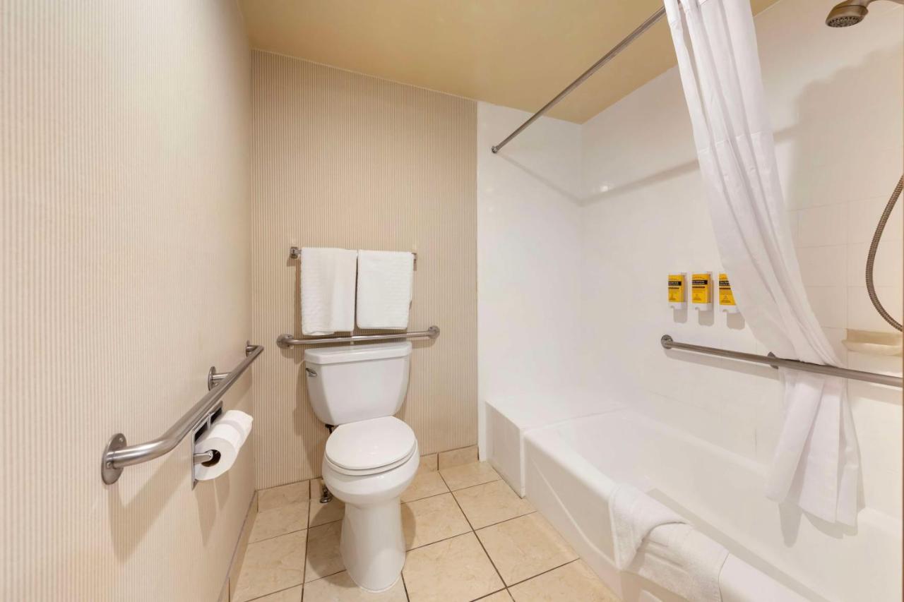  | Best Western Plus Redondo Beach Inn