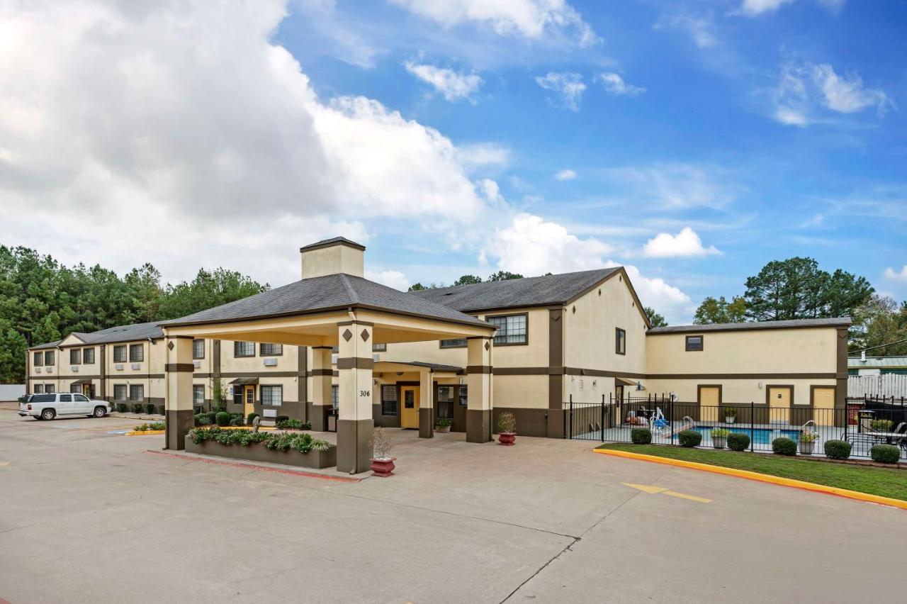 | Best Western Pineywoods Inn
