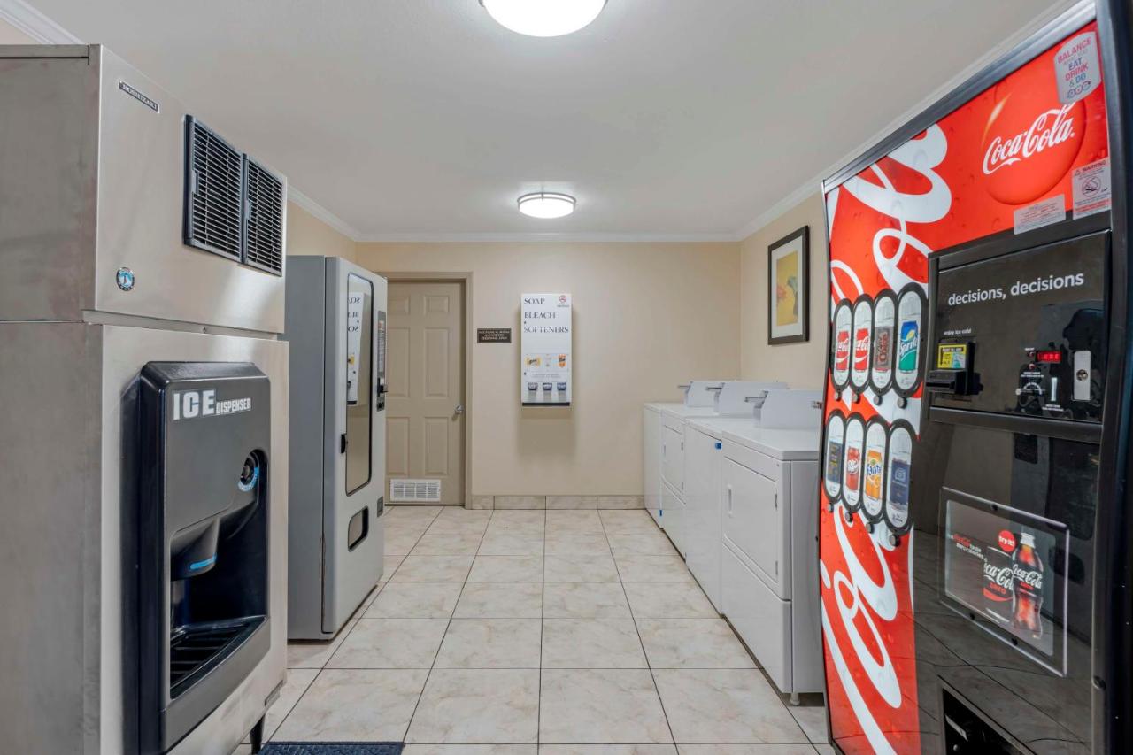  | Best Western Pineywoods Inn
