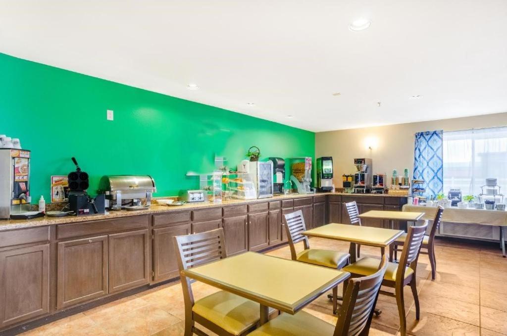  | Cheyenne Guest Inn