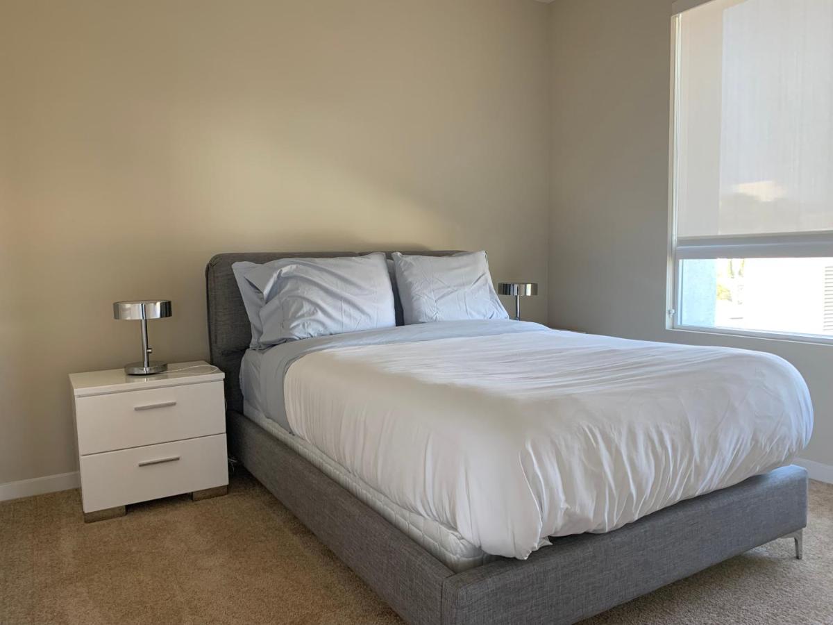  | Amazing Apartments near the grove
