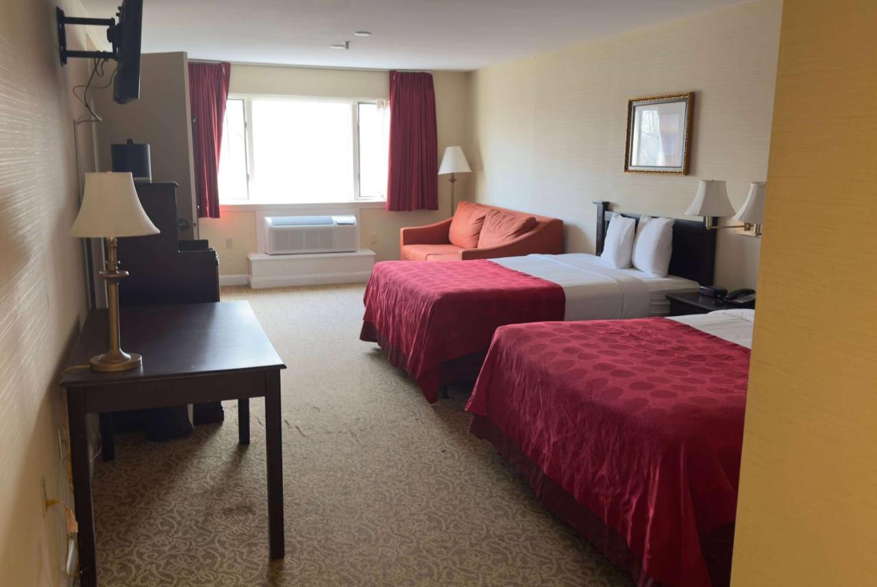 | Ramada by Wyndham Seekonk Providence Area