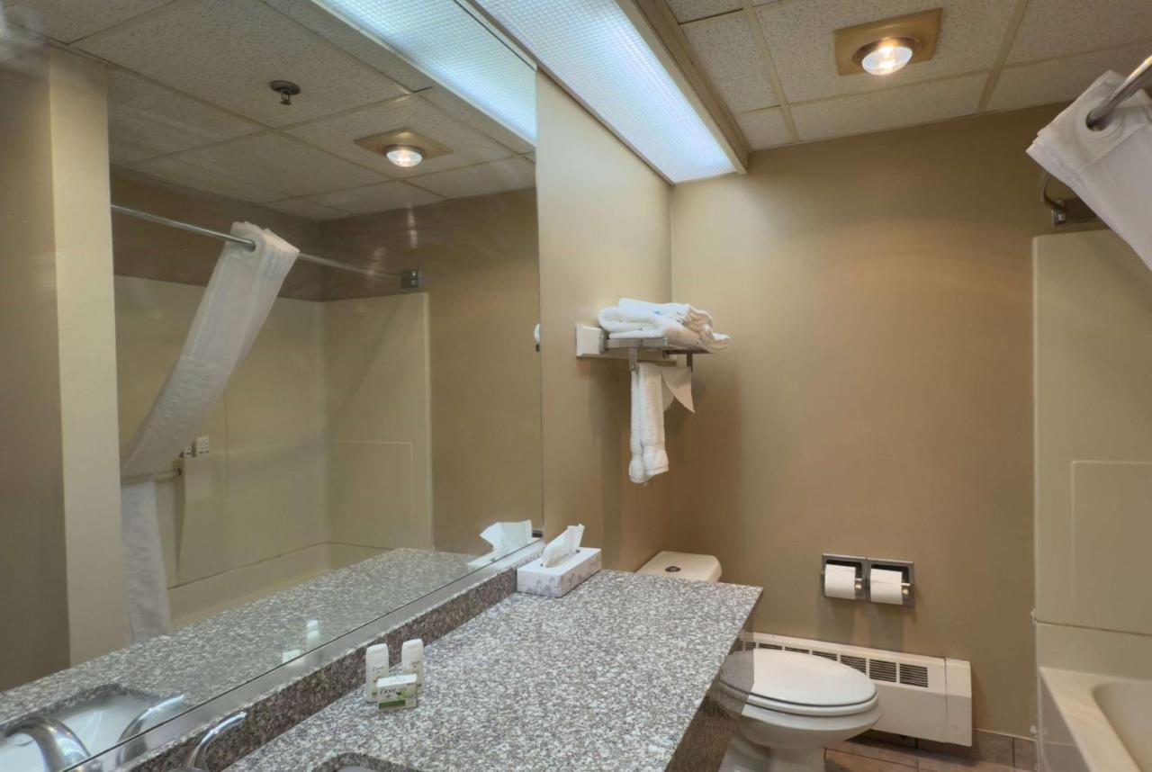 | Ramada by Wyndham Seekonk Providence Area