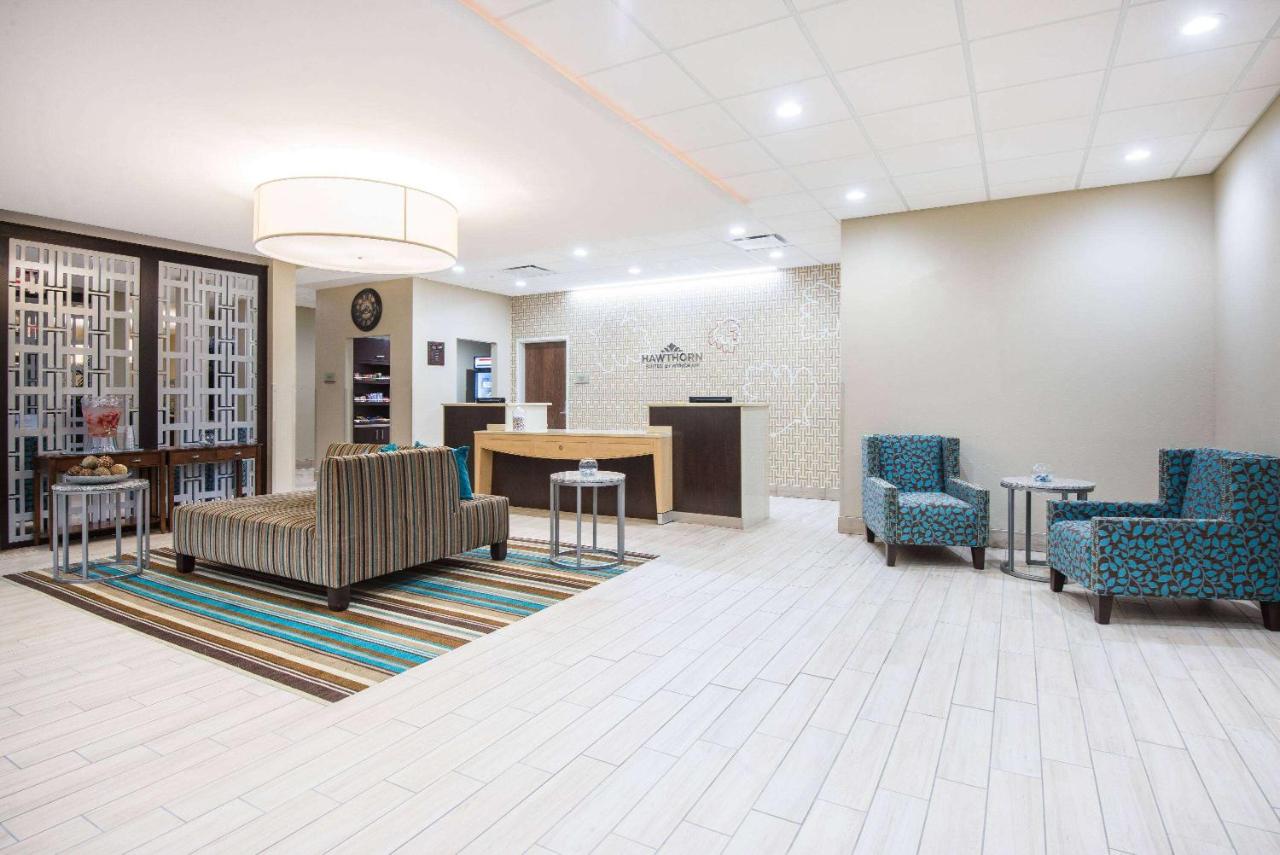 | Hawthorn Suites by Wyndham Saint Clairsville