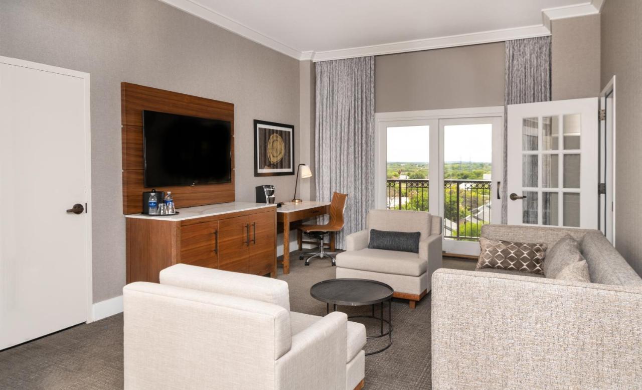Room #23655117 at Horseshoe Bay Resort