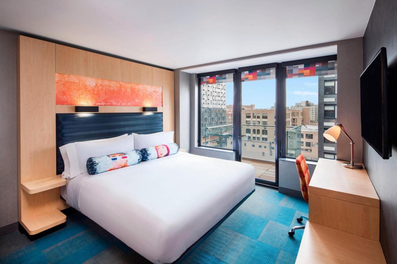 | Aloft Long Island City - Manhattan View