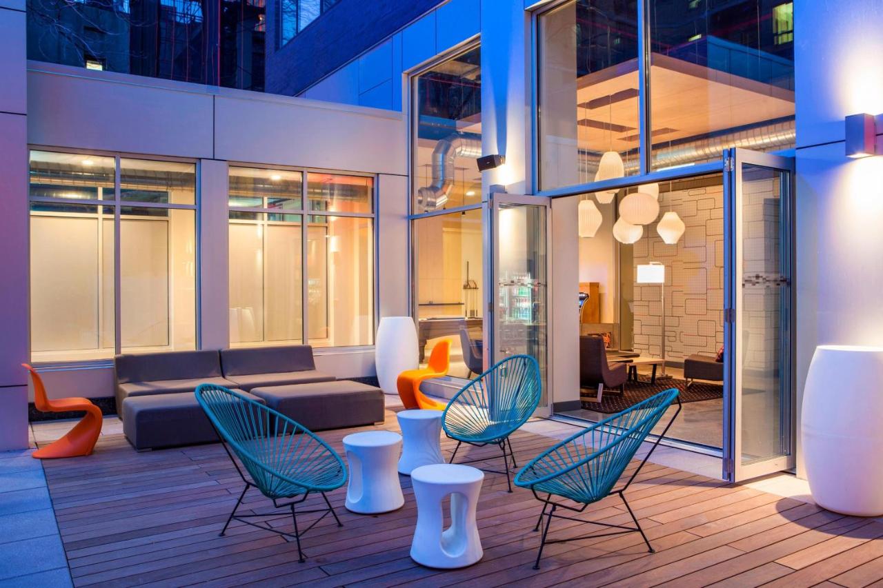 | Aloft Long Island City - Manhattan View