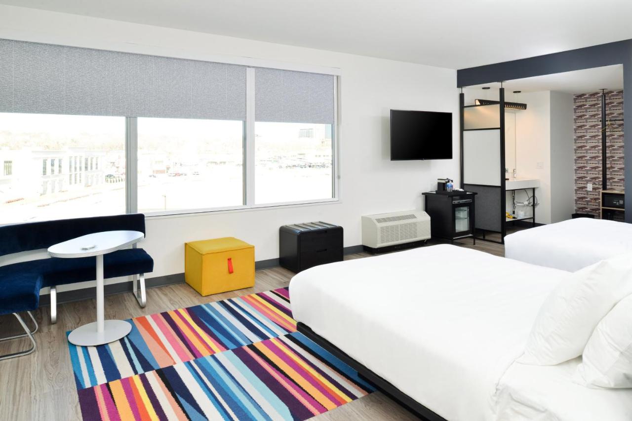 | Aloft North Kansas City