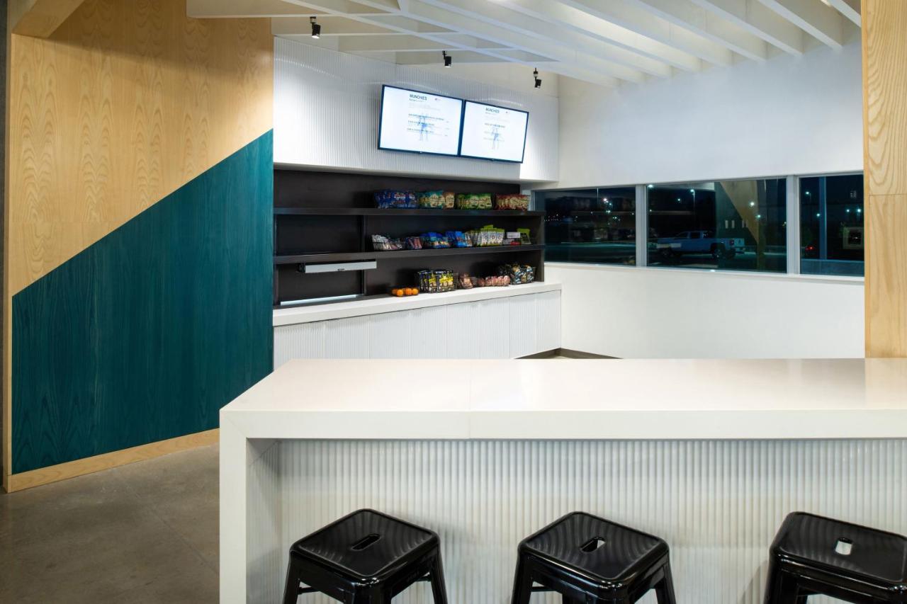 | Aloft North Kansas City