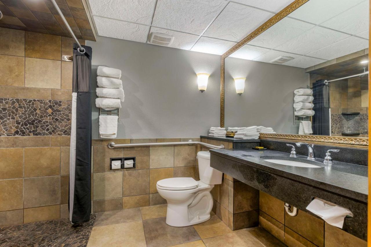  | Best Western Plus Longbranch Hotel & Convention Center