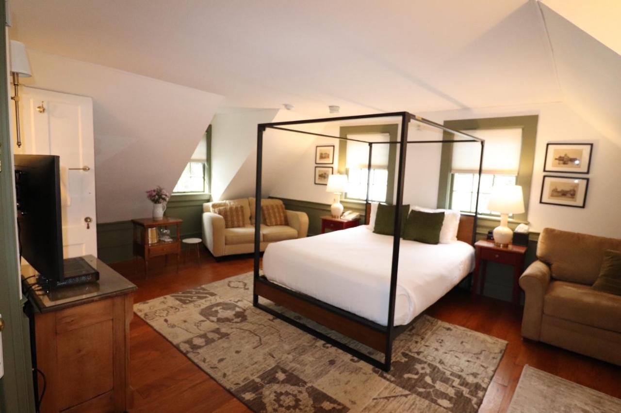 | Swift House Inn