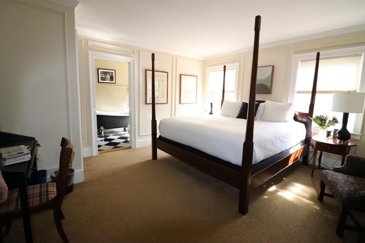 | Swift House Inn