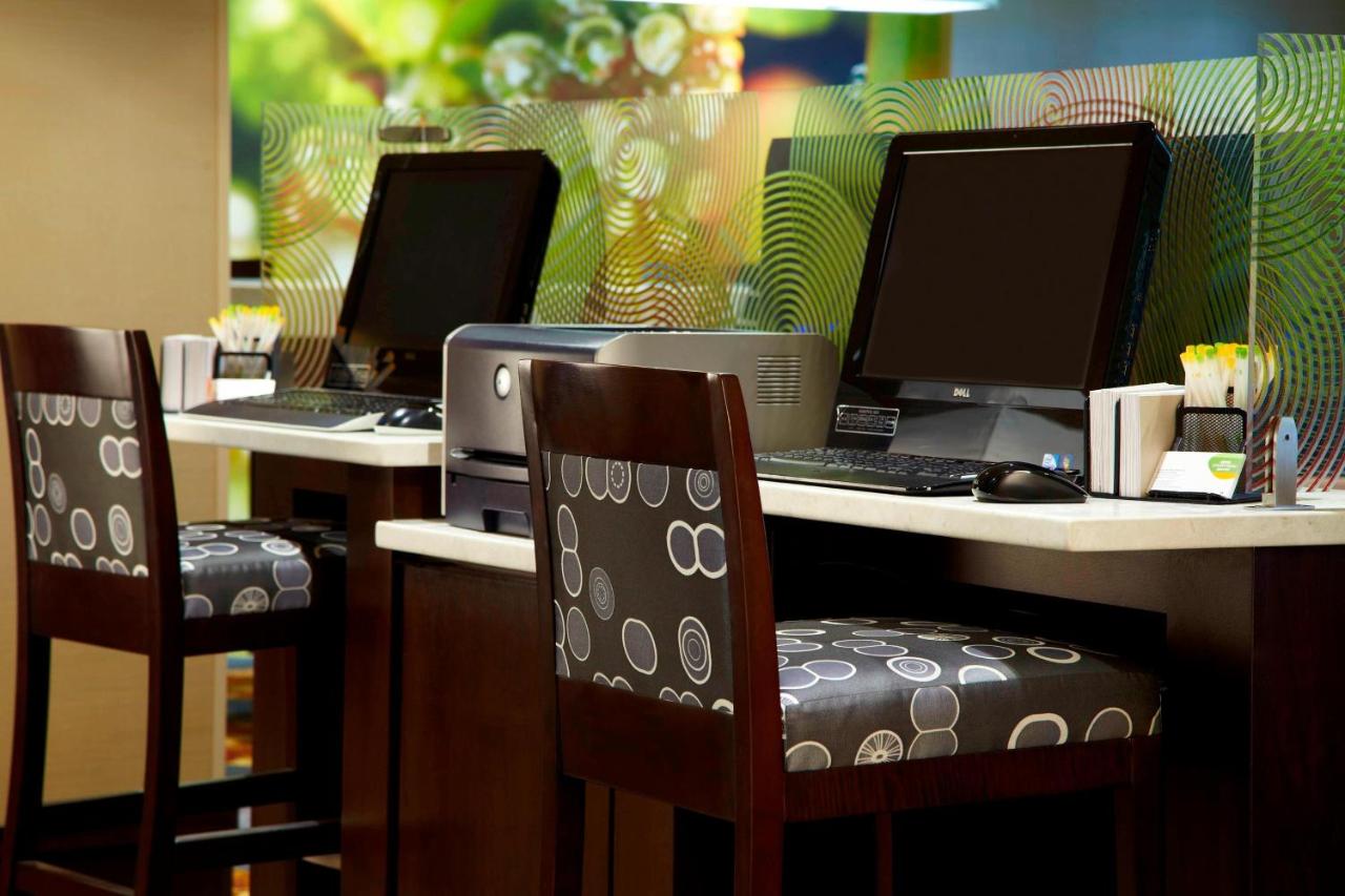  | Courtyard by Marriott Ithaca Airport/University