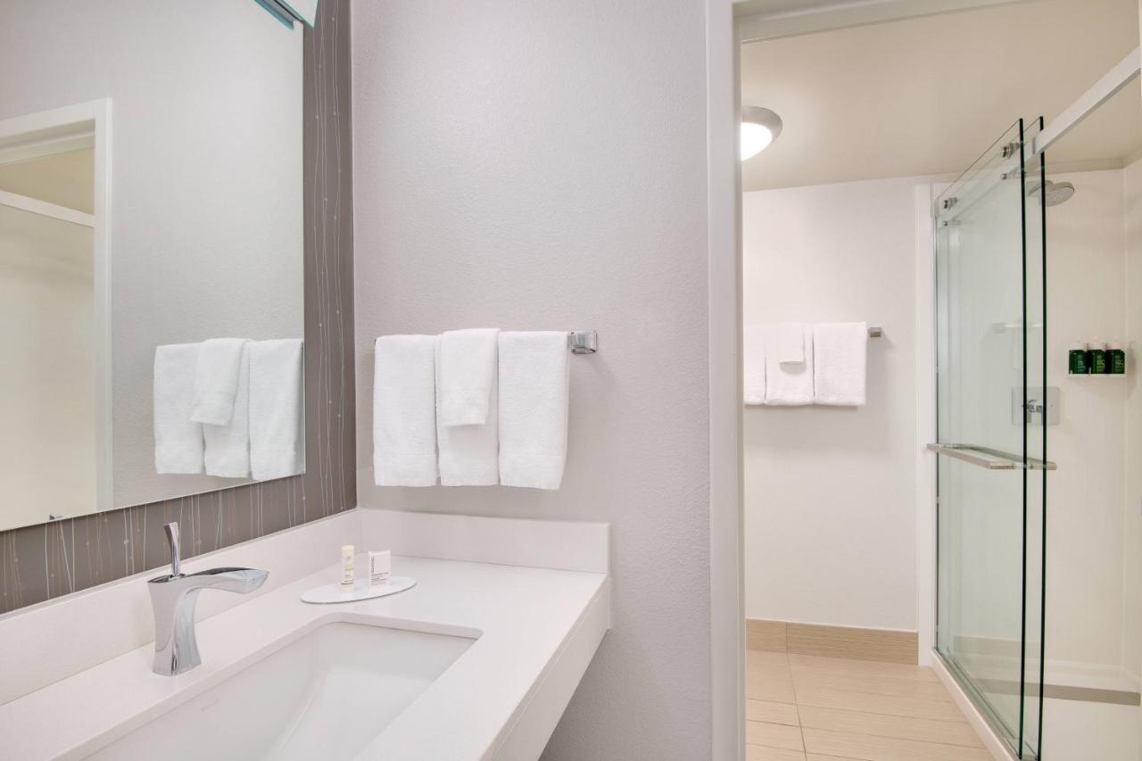  | Courtyard by Marriott Birmingham Homewood