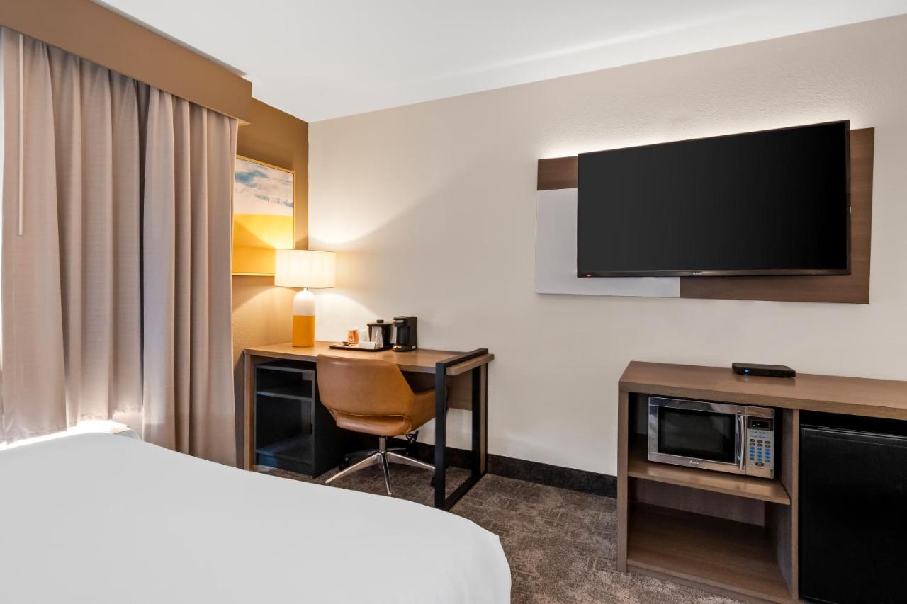 Queen Suite with Two Queen Beds - Non-Smoking at Comfort Inn & Suites Lake George