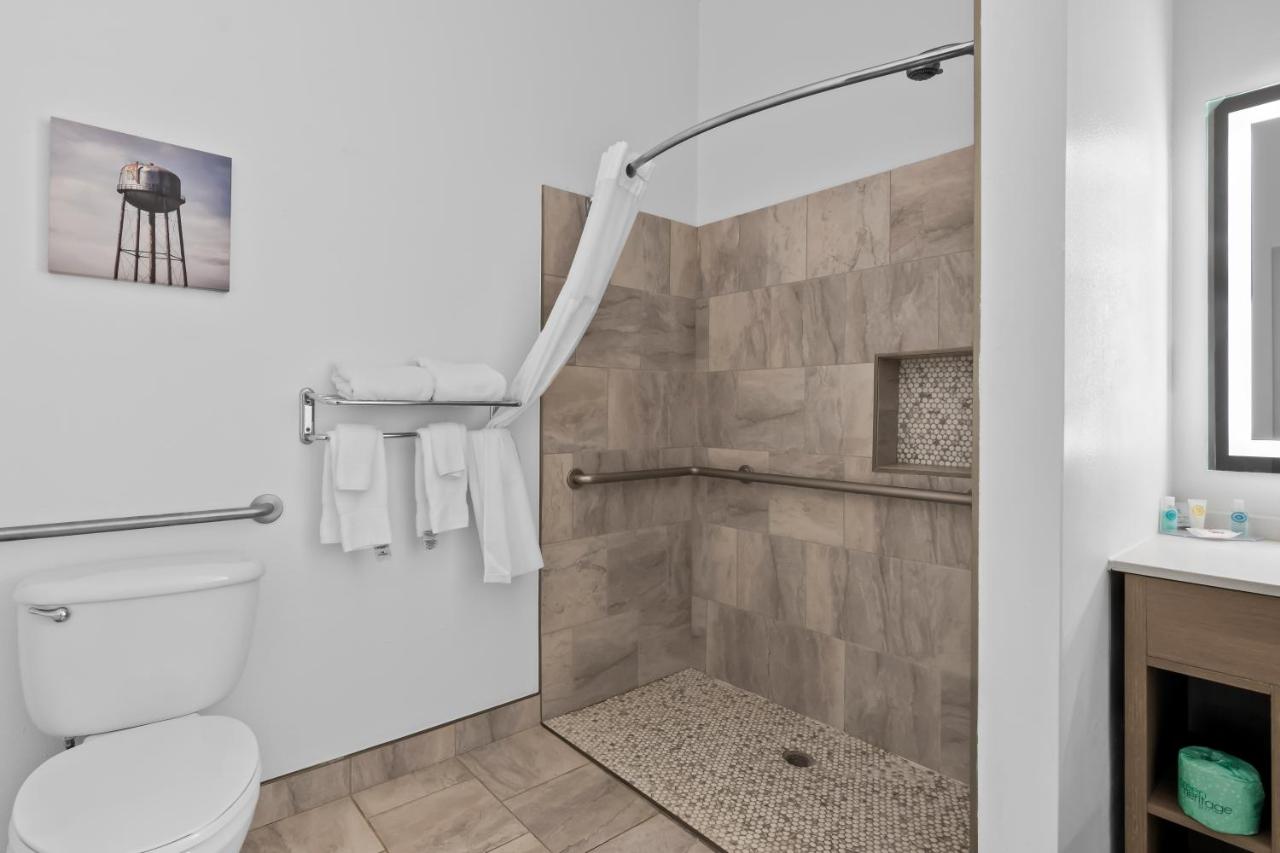 King Room - Accessible/Non-Smoking at Comfort Inn & Suites Lake George