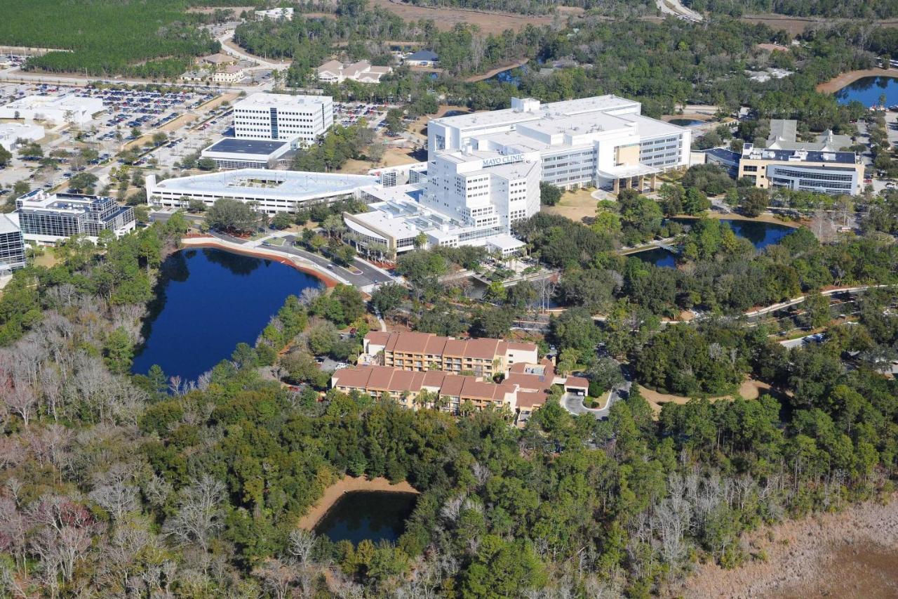  | Courtyard by Marriott Jacksonville at the Mayo Clinic Campus/Beaches