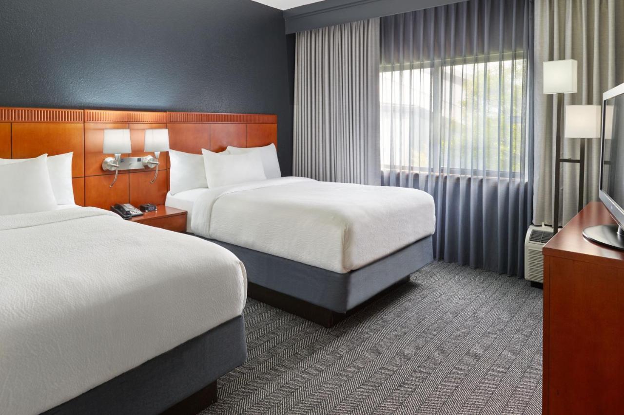 Suite with Two Double Beds and Sofa Bed at Courtyard by Marriott Nashville Brentwood