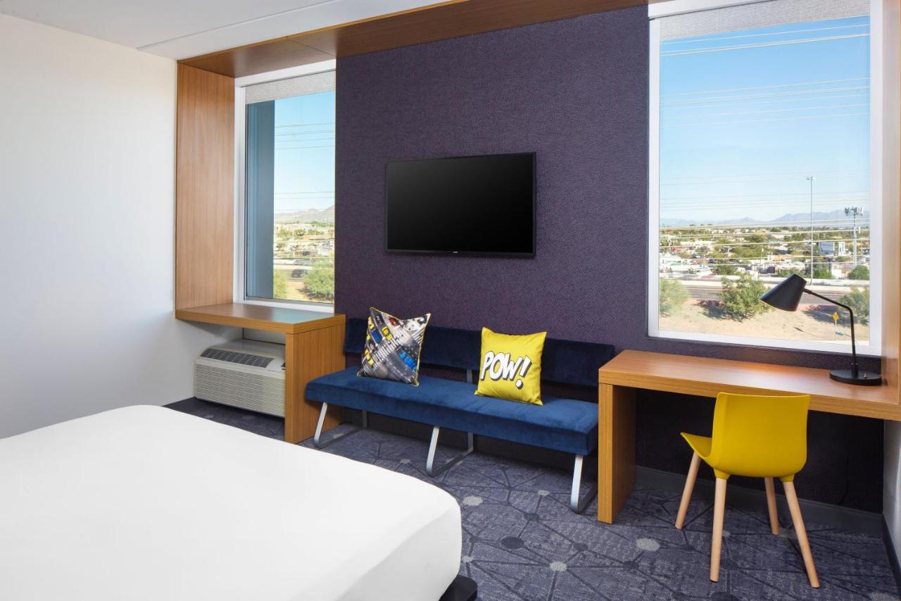 Standard King Room at Aloft by Marriott Tempe