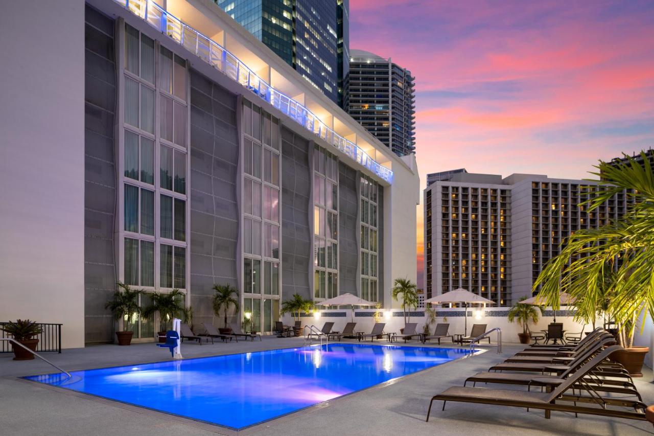  | Courtyard Miami Downtown Brickell Area