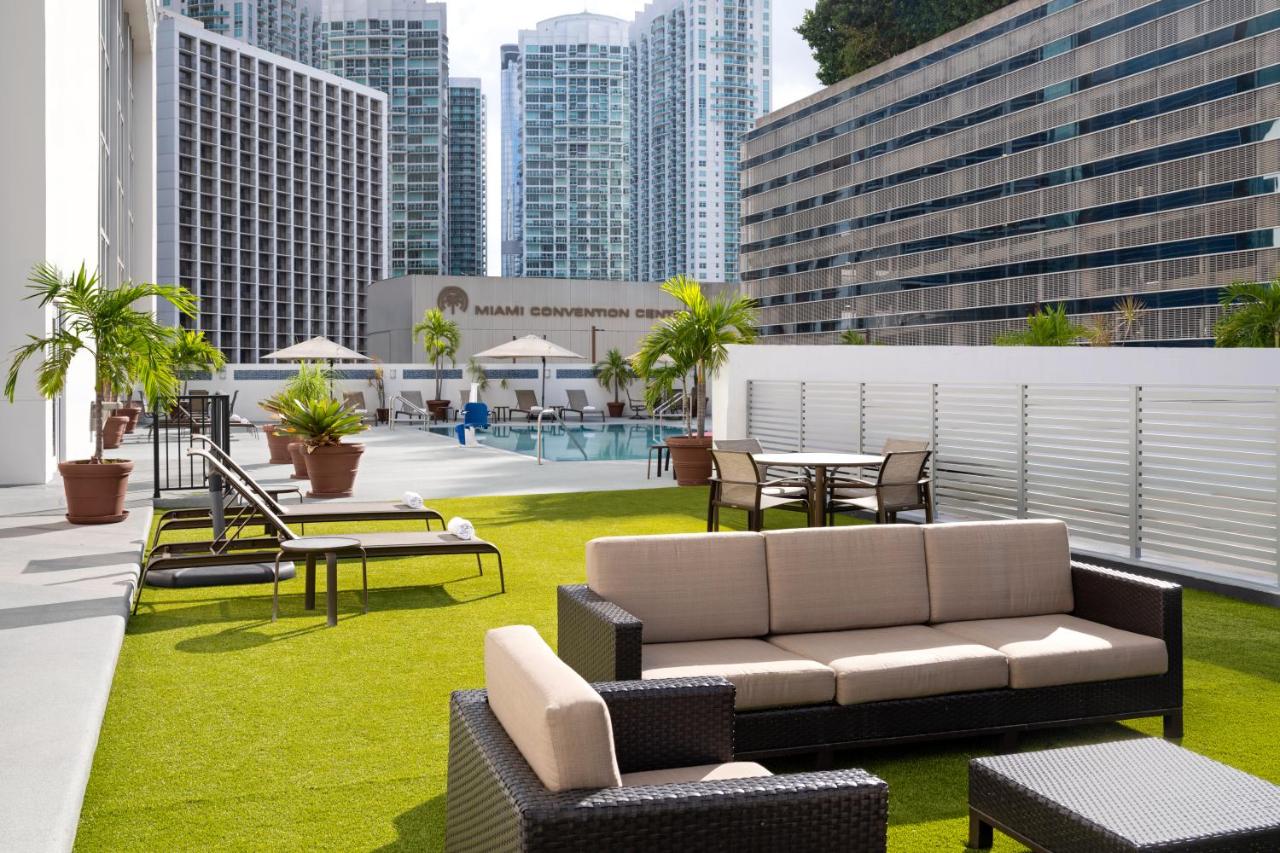 | Courtyard Miami Downtown Brickell Area