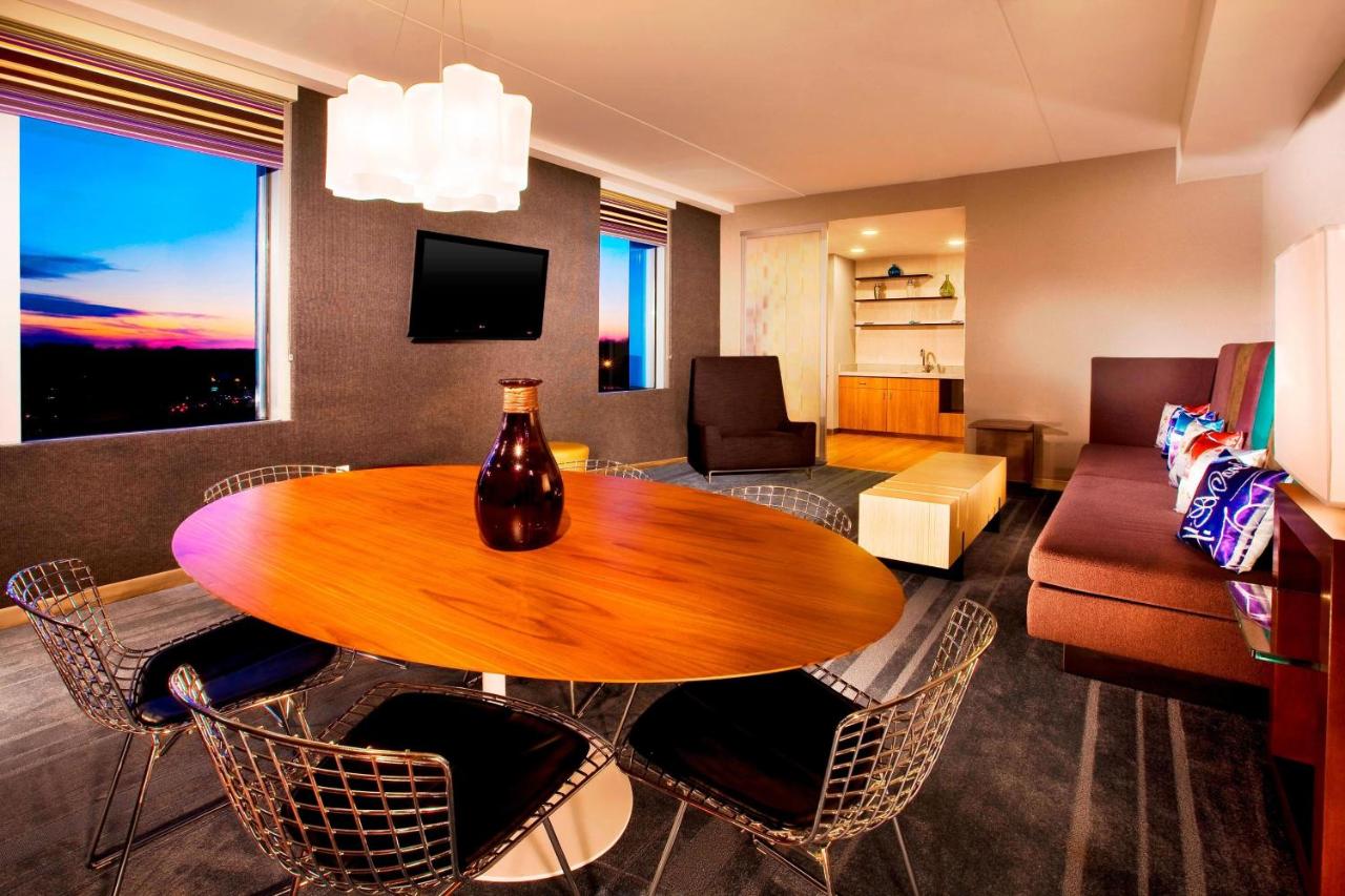 | Aloft Mount Laurel