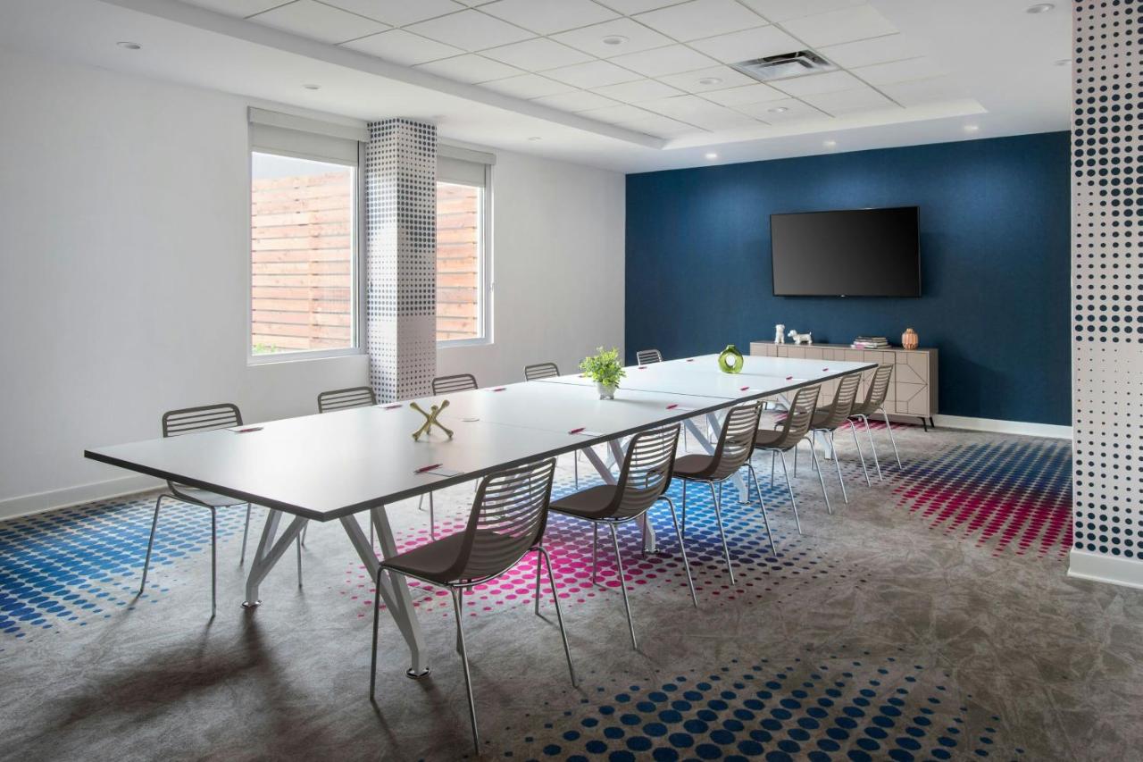 | Aloft Mount Laurel