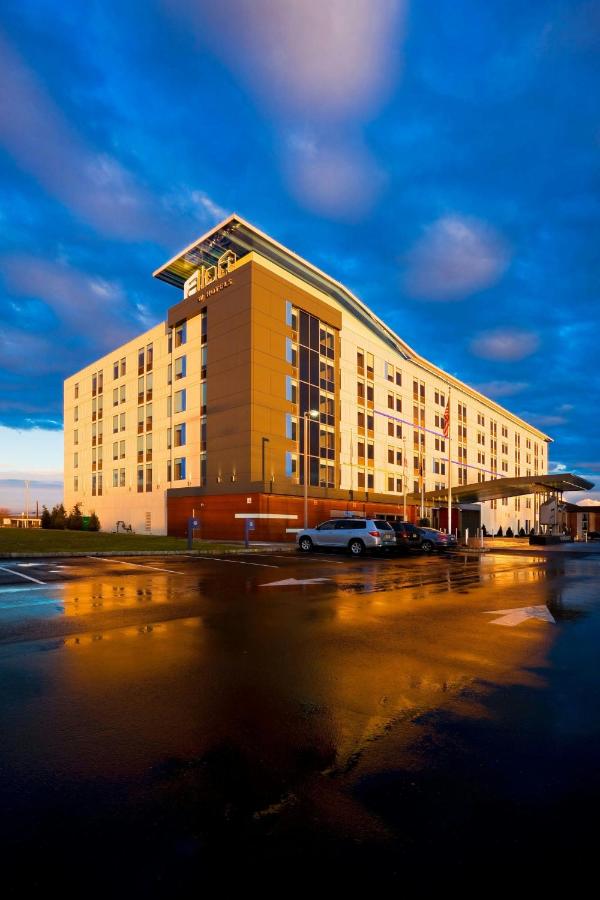 | Aloft Mount Laurel