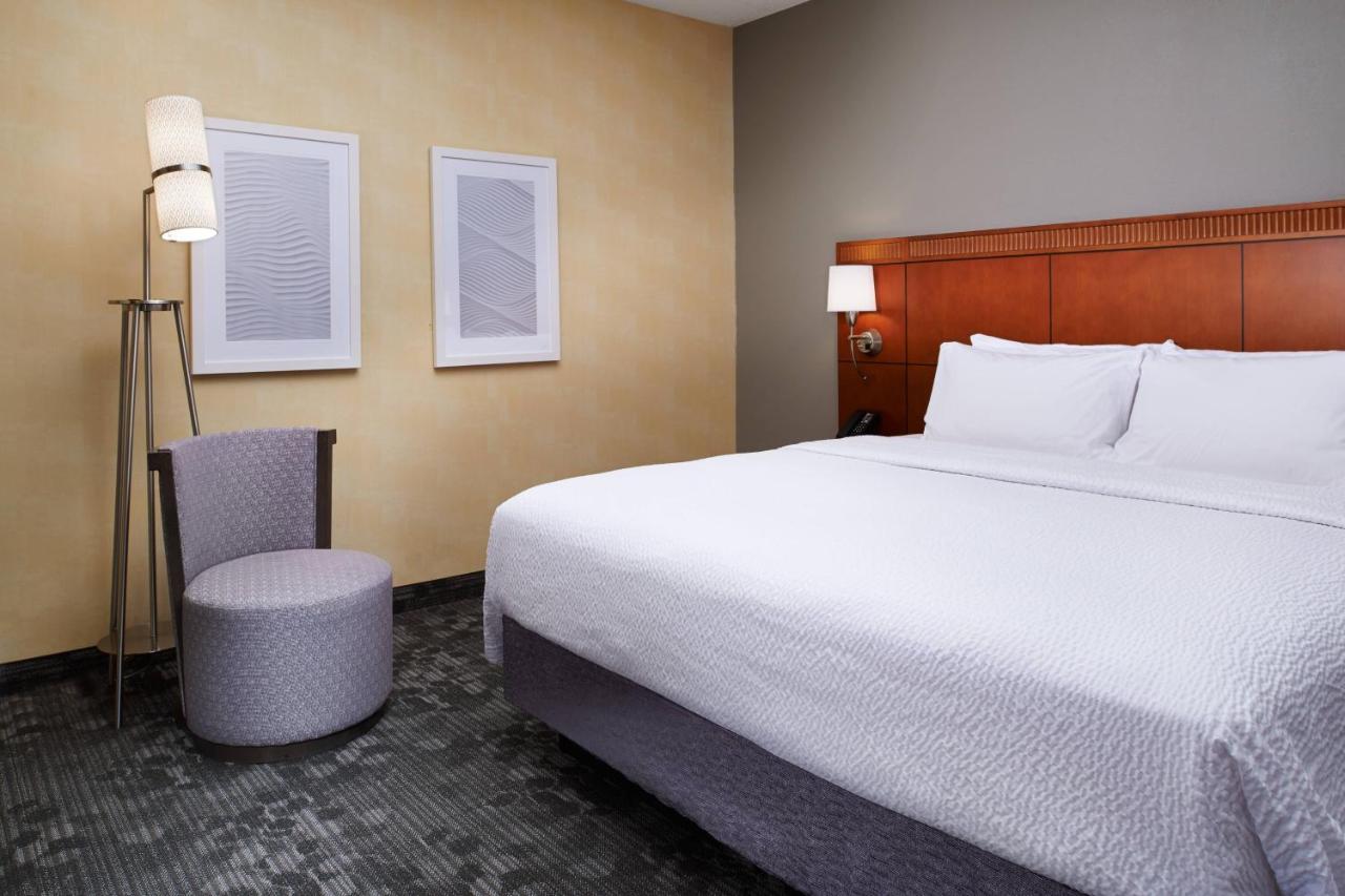 | Courtyard by Marriott Columbus Dublin