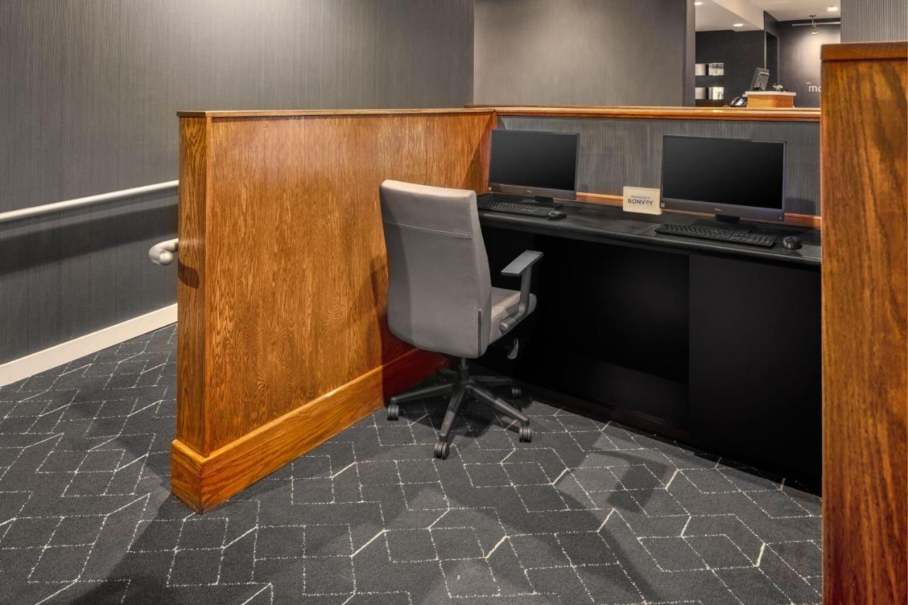 | Courtyard by Marriott Columbus Dublin